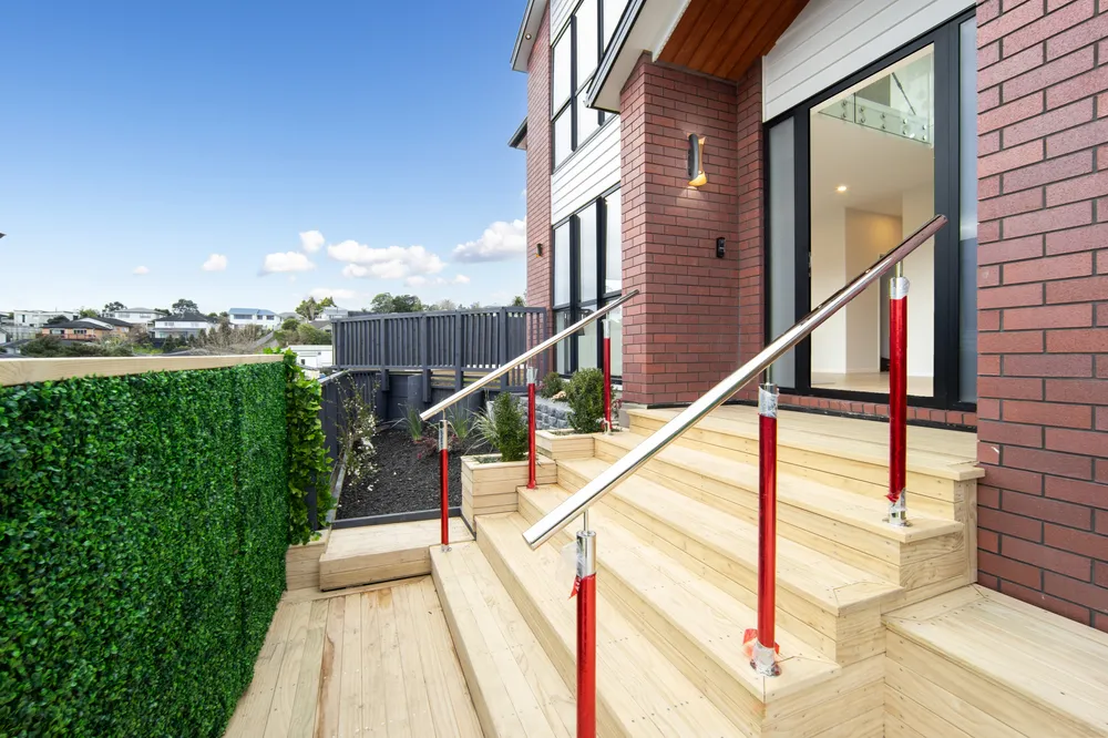Photos of 18 Mara Way
