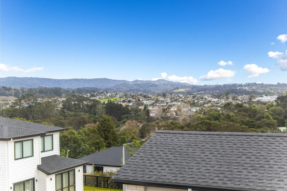 Photos of 18 Mara Way
