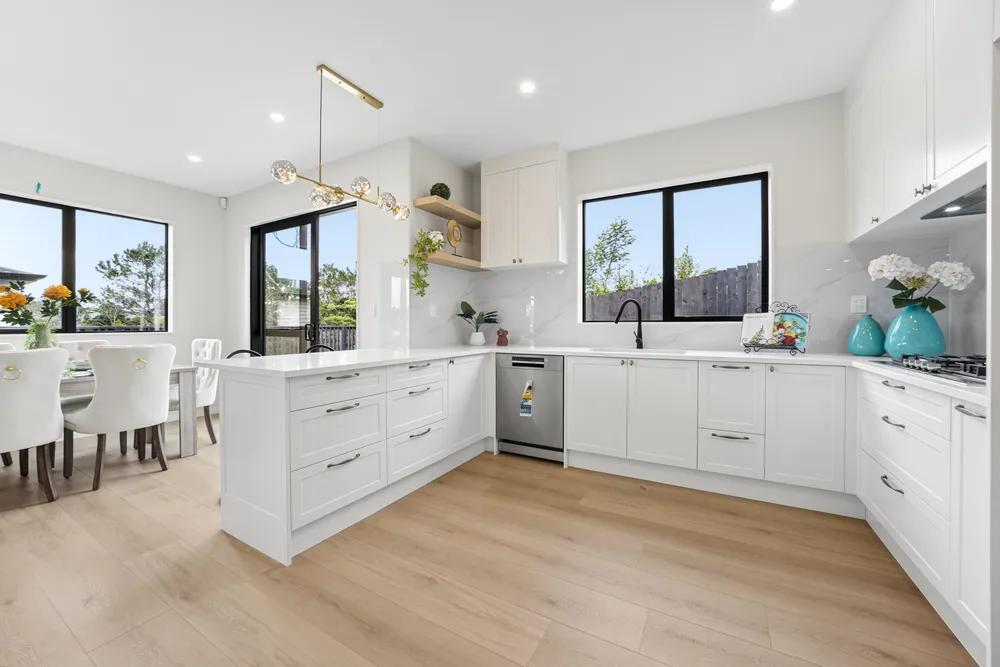 Photos of 18 Mara Way