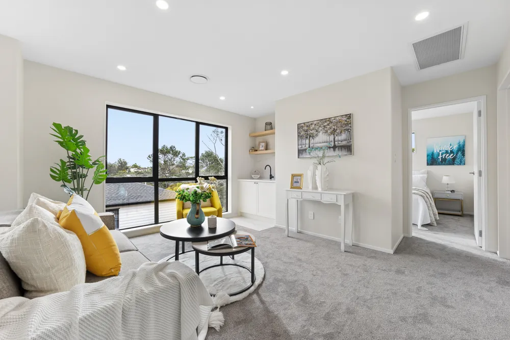 Photos of 18 Mara Way