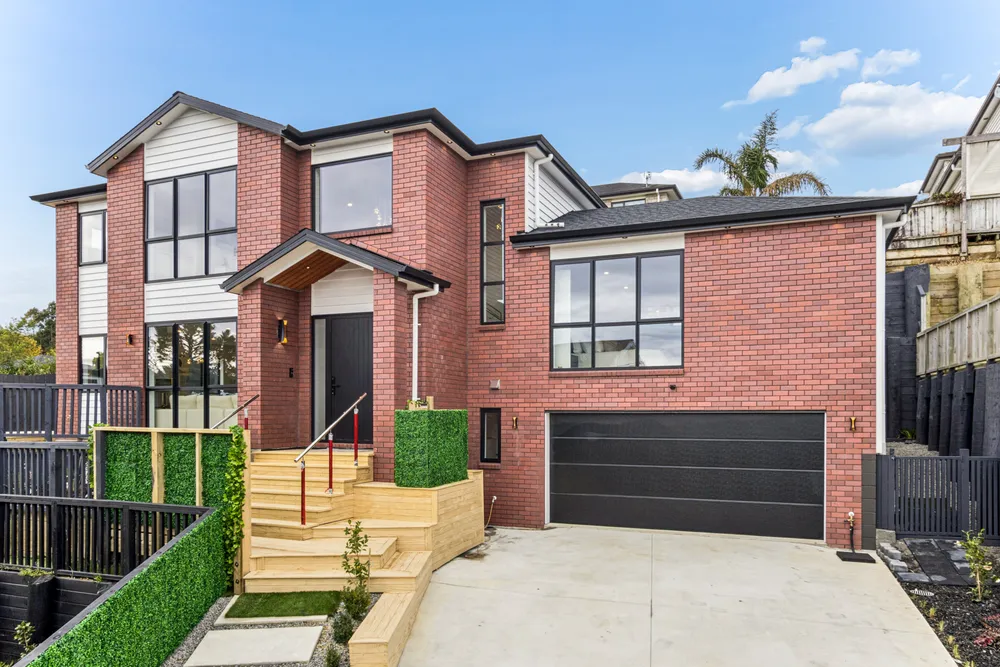 Photos of 18 Mara Way