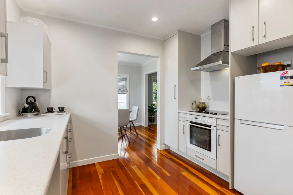 Photos of 126 St Johns Road