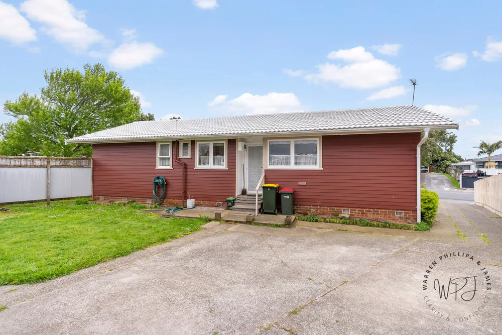 Photos of 40 Beeston Crescent
