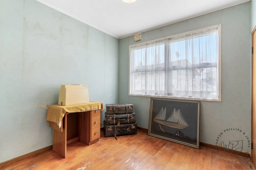 Photos of 40 Beeston Crescent