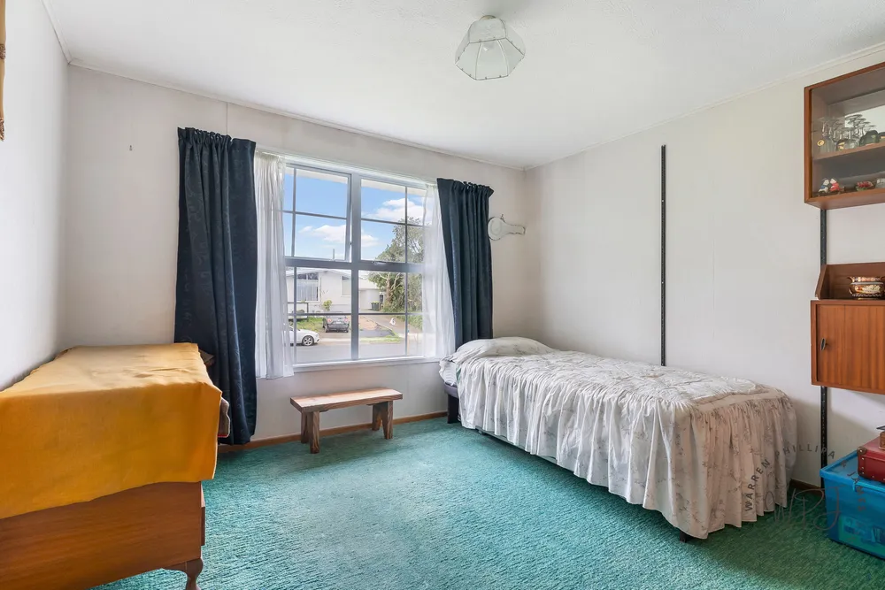 Photos of 40 Beeston Crescent