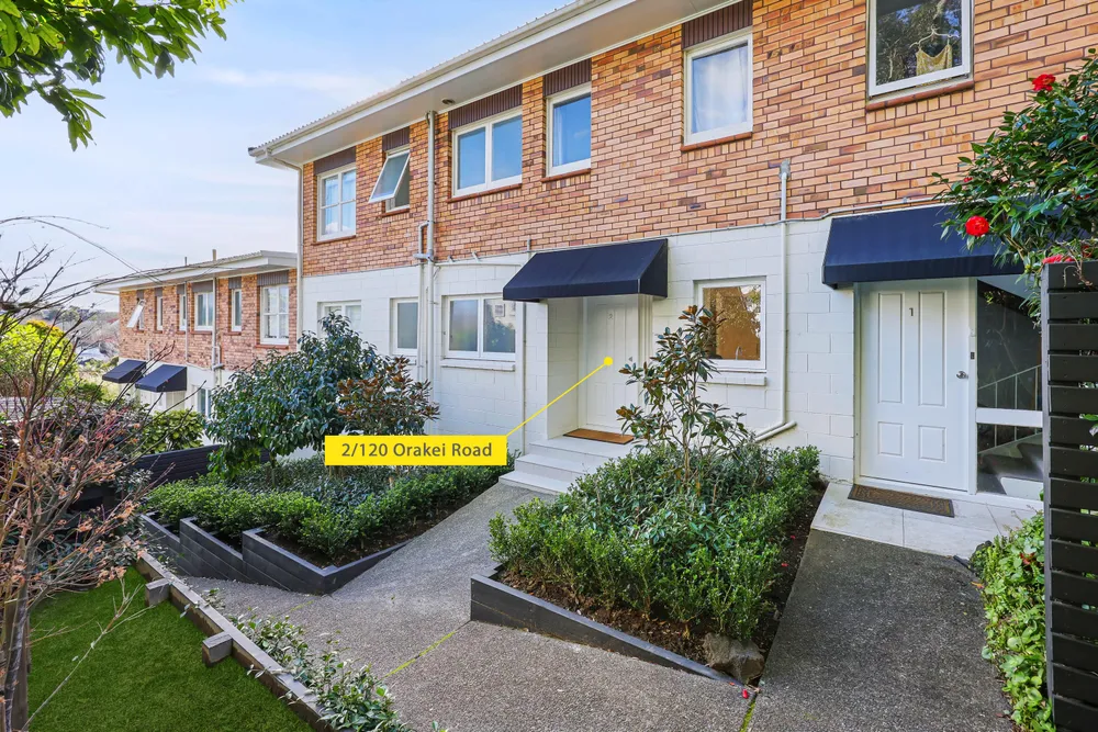 Photos of 2/120 Orakei Road