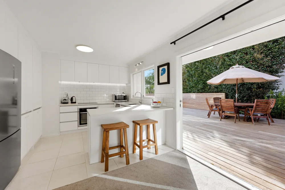 Photos of 2/120 Orakei Road