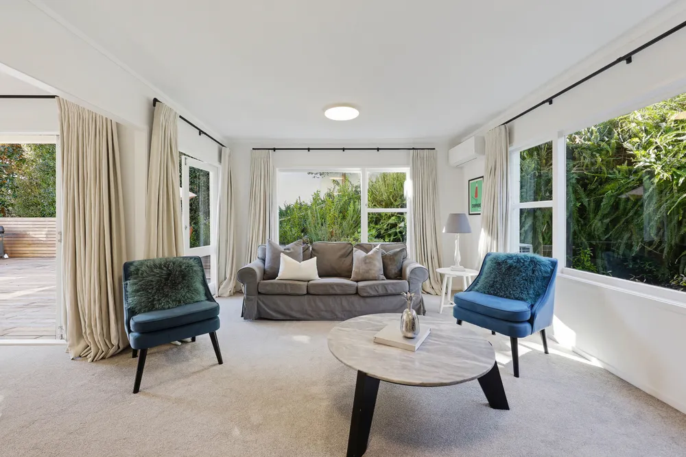 Photos of 2/120 Orakei Road