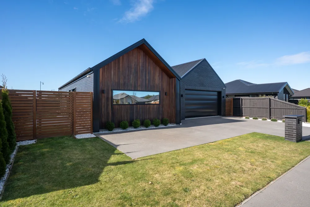 Photos of 328 Halswell Junction Road