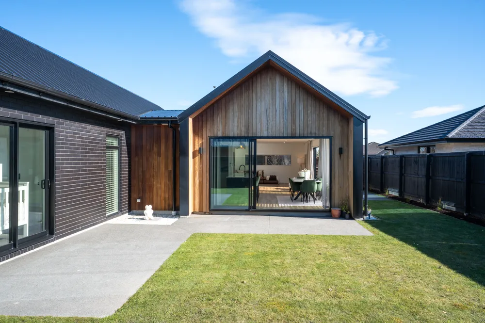 Photos of 328 Halswell Junction Road