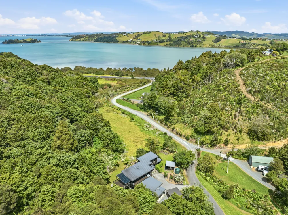 Photos of 26 Pepi Road