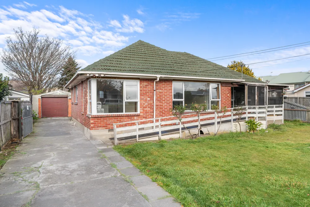 Photos of 26 Humboldt Street
