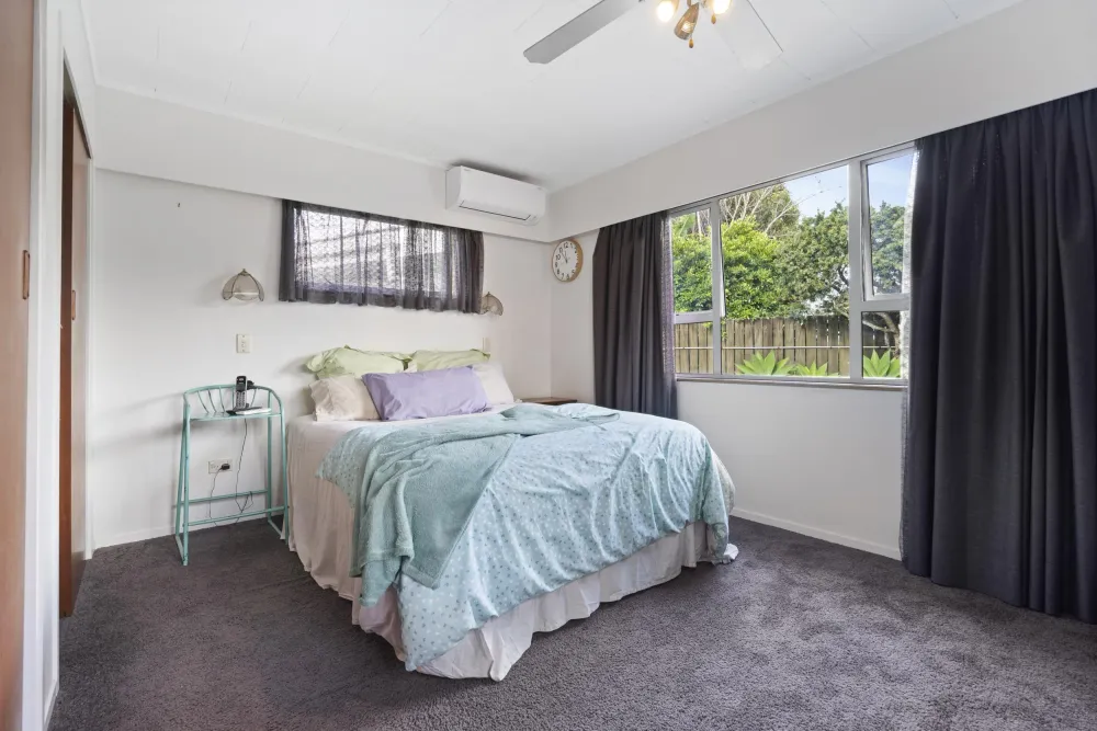 Photos of 64 Tapper Crescent