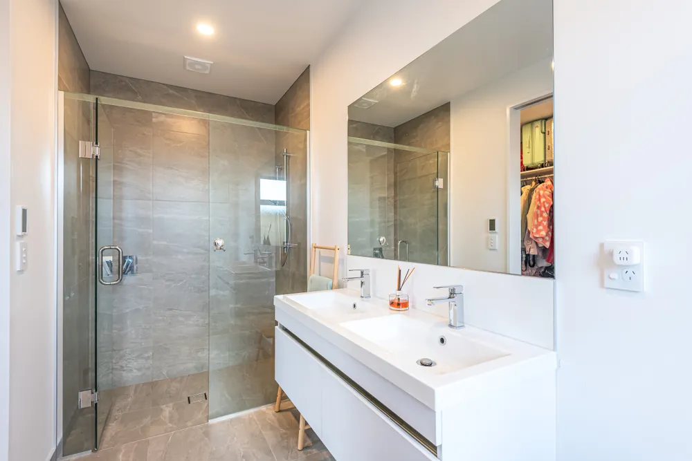 Photos of 6 Ayrshire Lane