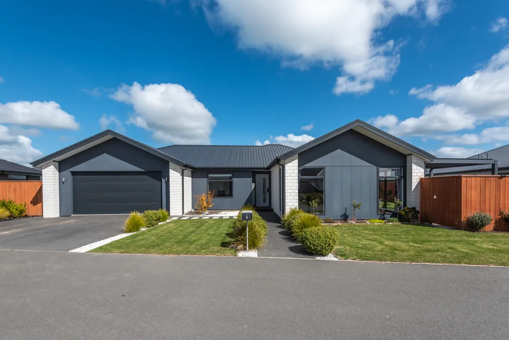 Photos of 6 Ayrshire Lane