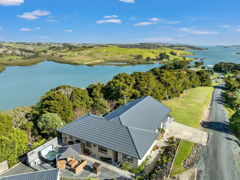 Photos of 5 Kowhai Ridge Road