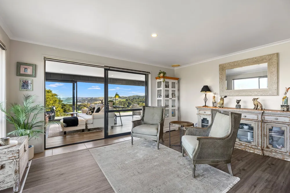 Photos of 5 Kowhai Ridge Road