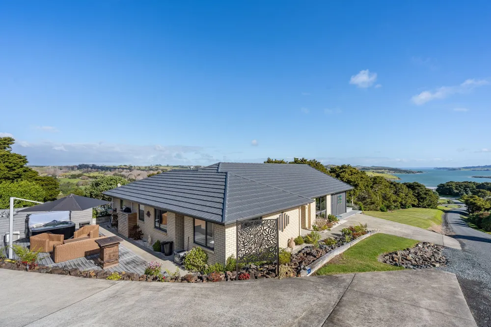 Photos of 5 Kowhai Ridge Road