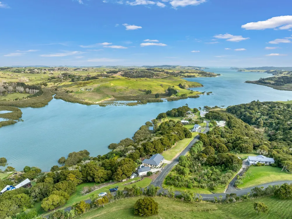 Photos of 5 Kowhai Ridge Road