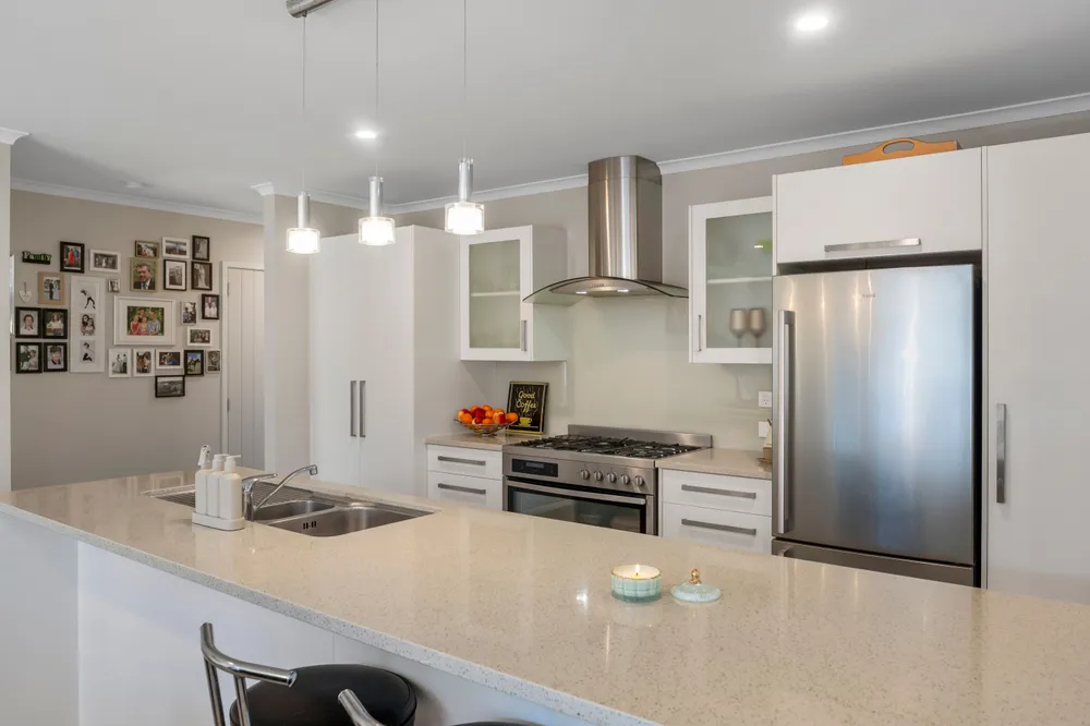 Photos of 6 Oka Street