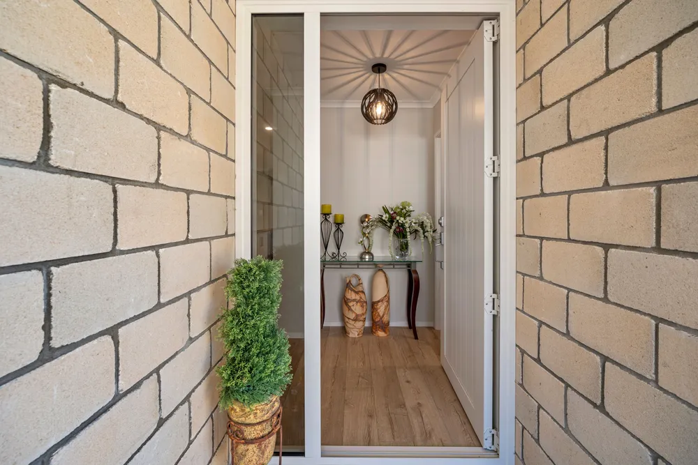 Photos of 6 Oka Street