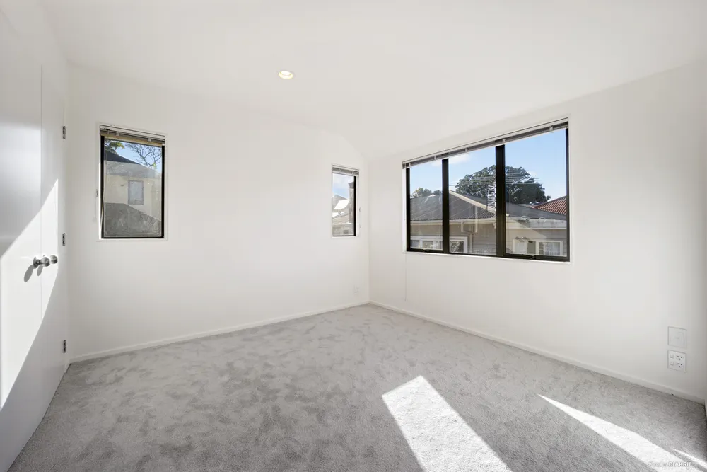 Photos of 169 Landscape Road