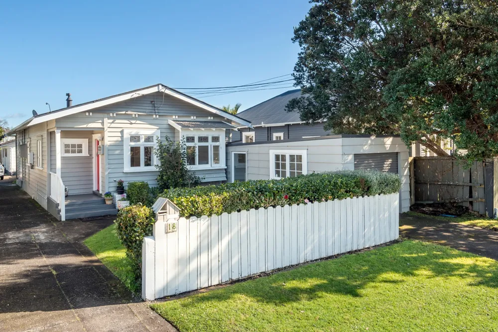 Photos of 1/18 Gladstone Road