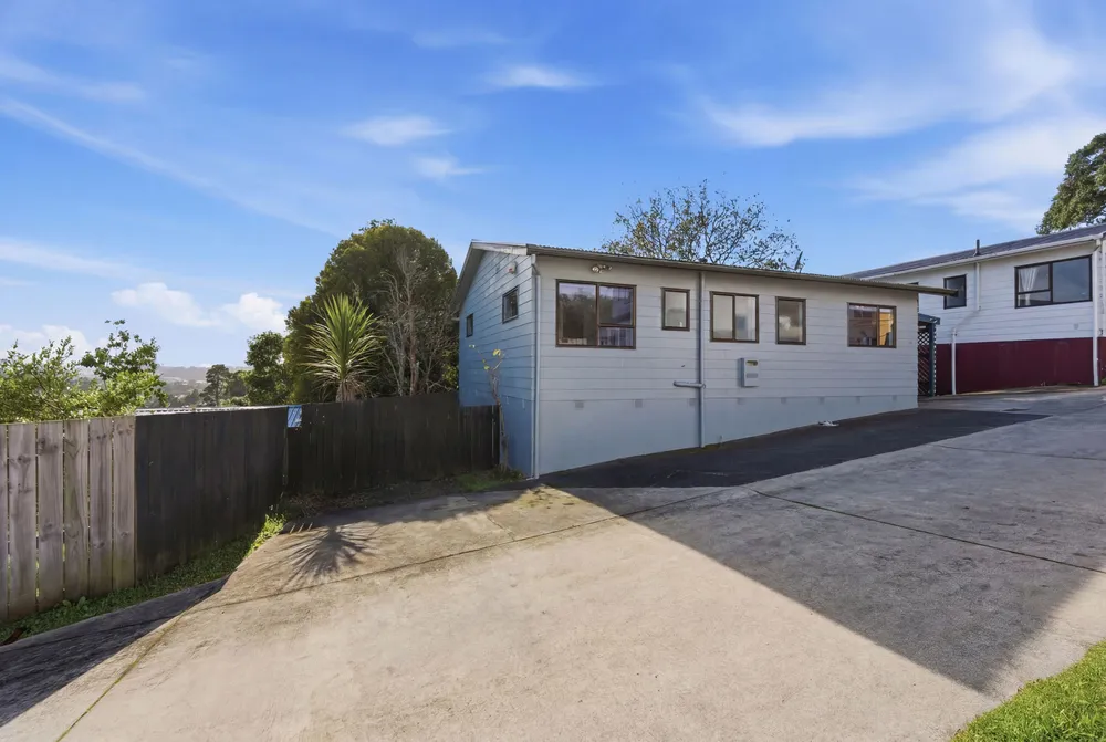 Photos of 2/38 Leo Street