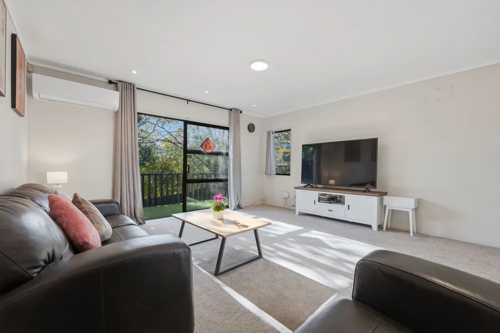 Photos of 2/38 Leo Street