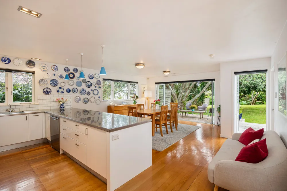 Photos of 26 Springleigh Avenue