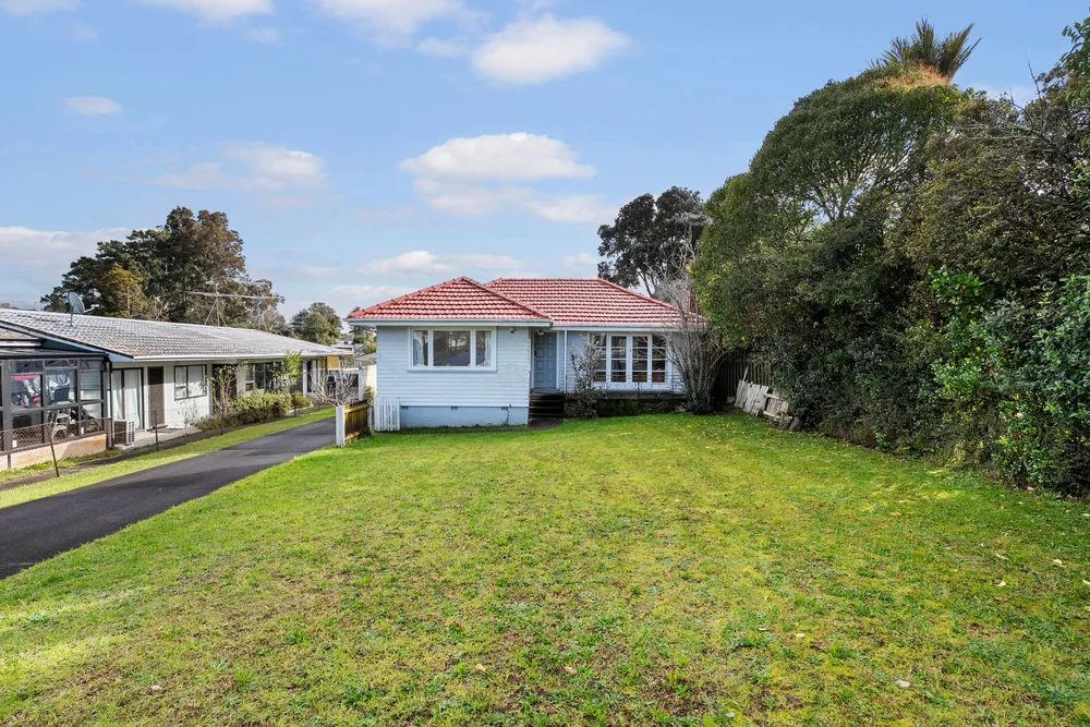 Photos of 79A White Swan Road