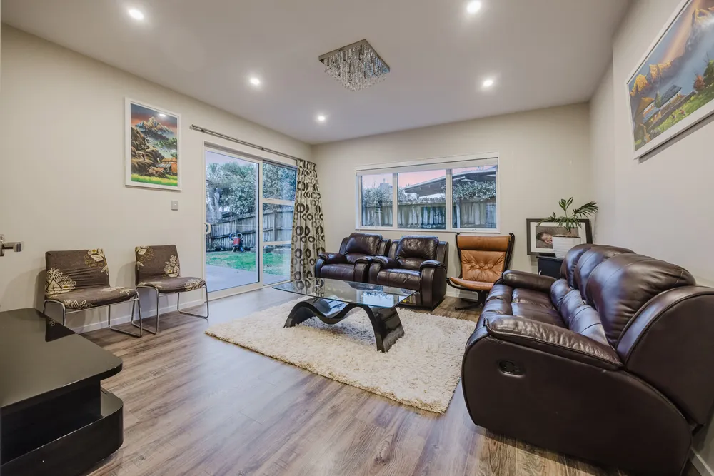 Photos of 226B Hill Road