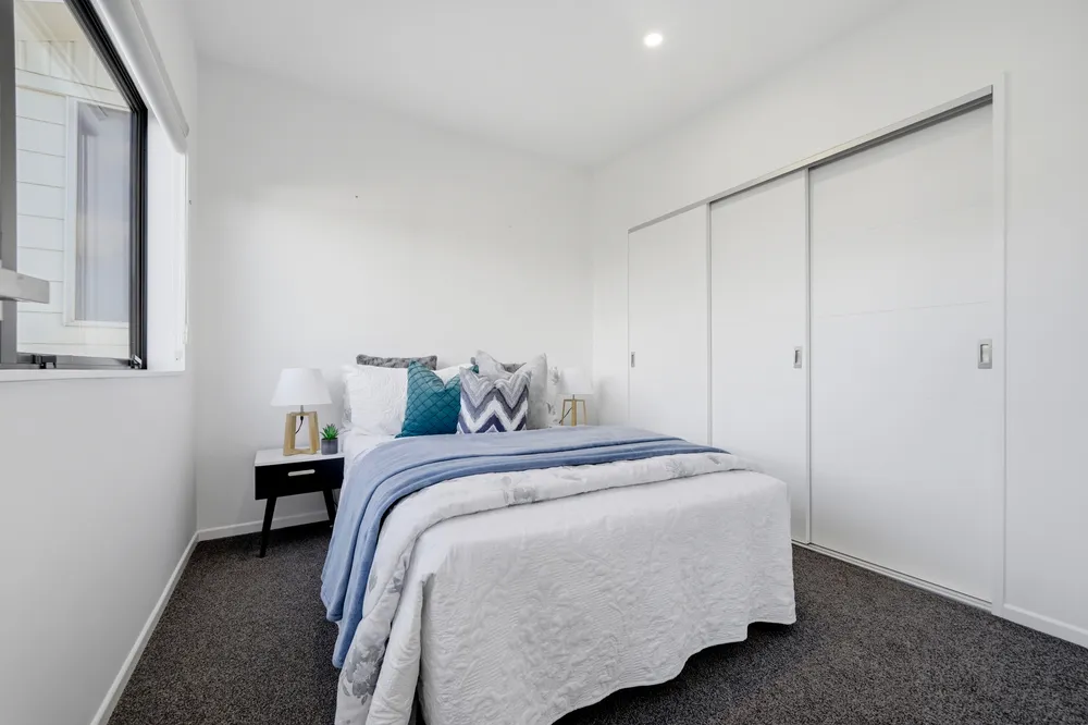Photos of 17A Winhall Rise