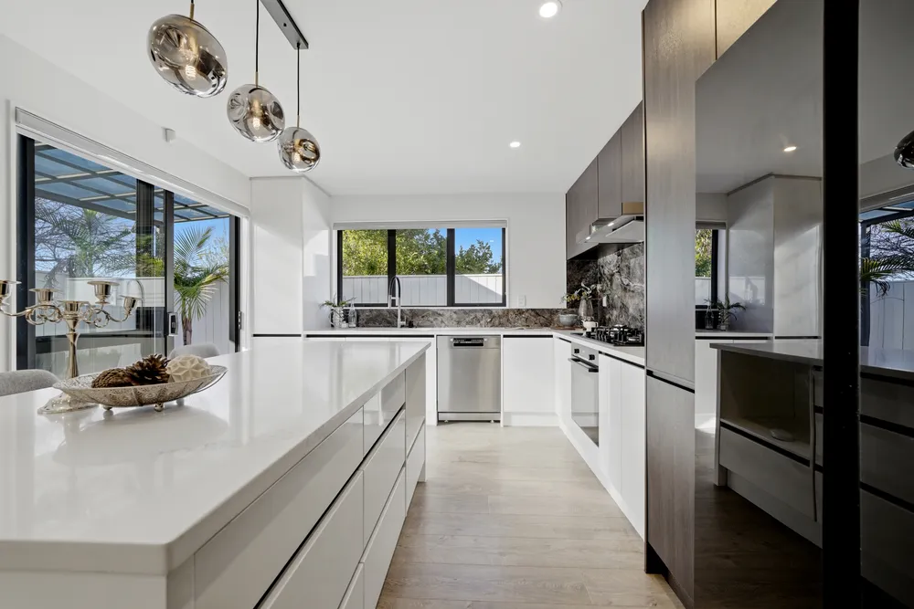 Photos of 17A Winhall Rise