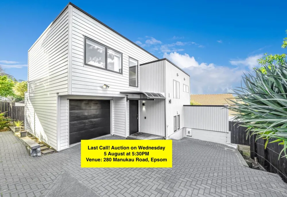 Photos of 17A Winhall Rise
