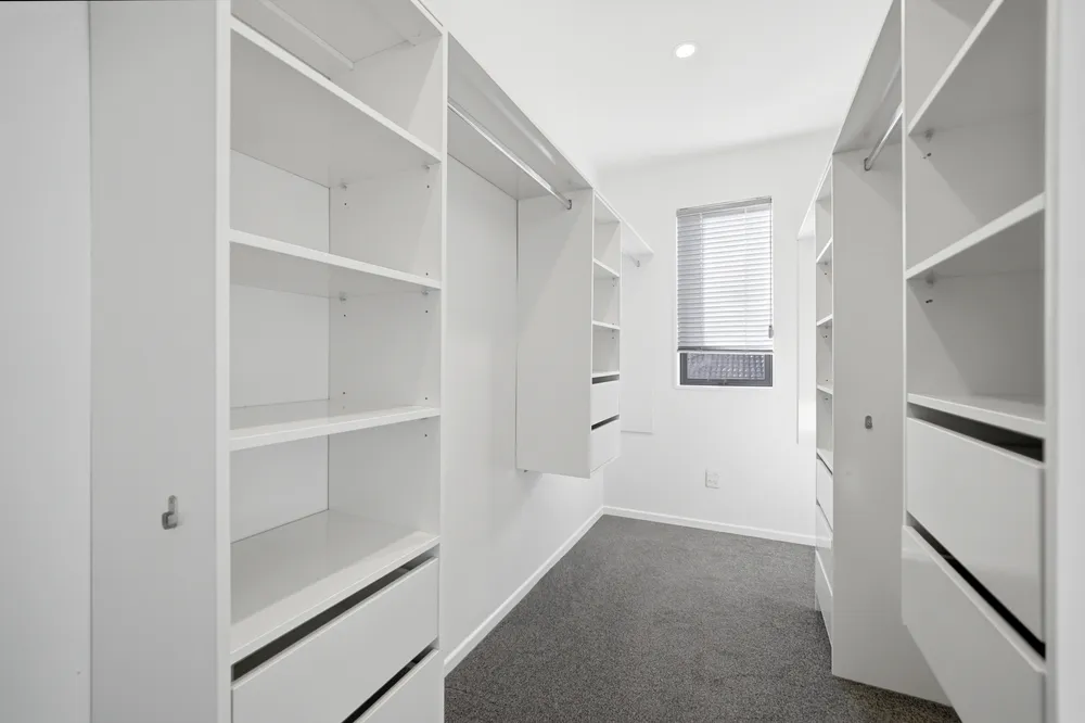 Photos of 17A Winhall Rise