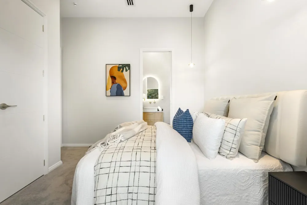 Photos of 9 Provost Street
