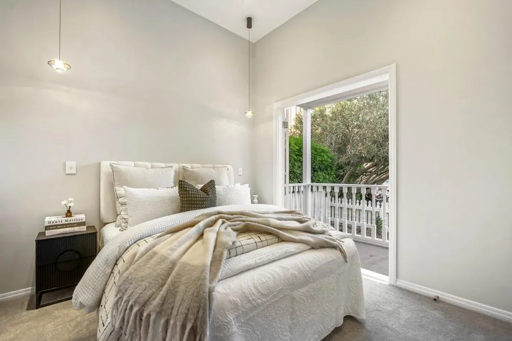Photos of 9 Provost Street