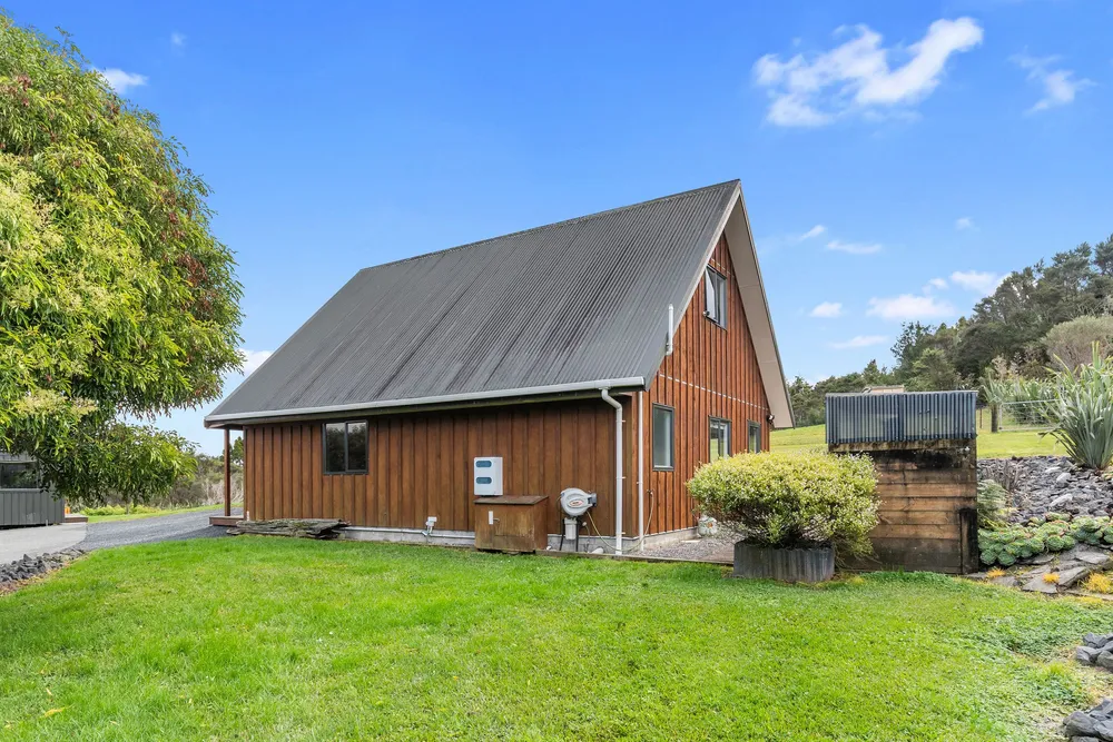 Photos of 233 Pigs Head Road