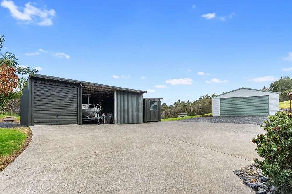 Photos of 233 Pigs Head Road