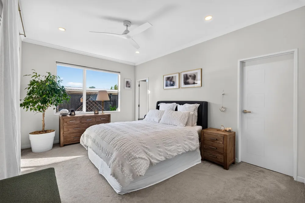 Photos of 7 Walter Ruddock Avenue