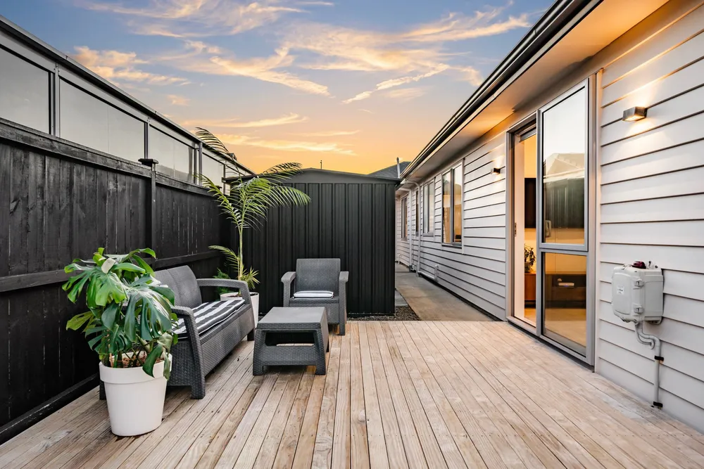 Photos of 7 Walter Ruddock Avenue
