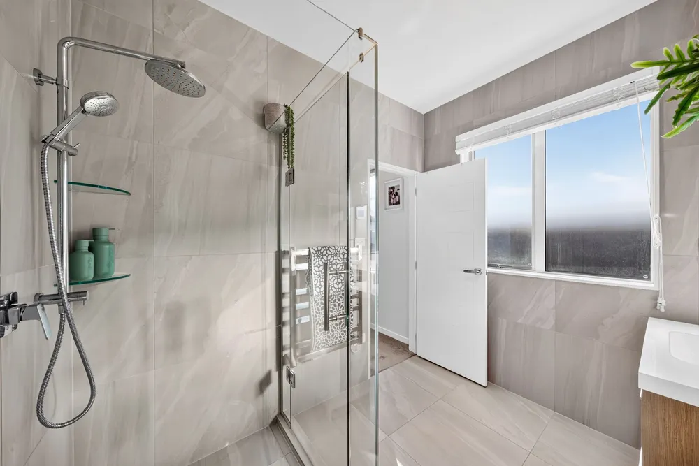 Photos of 7 Walter Ruddock Avenue
