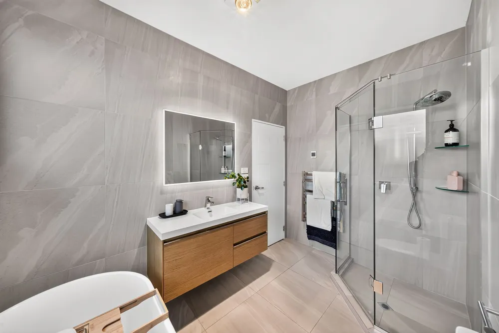 Photos of 7 Walter Ruddock Avenue