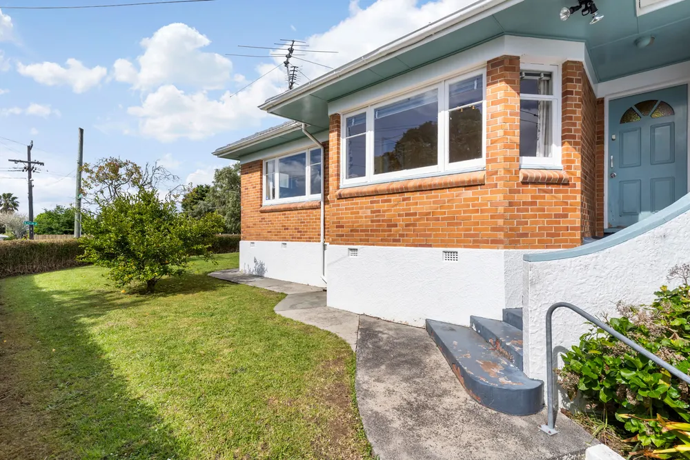 Photos of 30 Fir Street