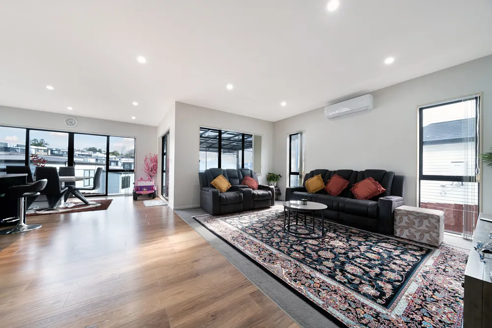 Photos of 34 McWhirters Farm Lane