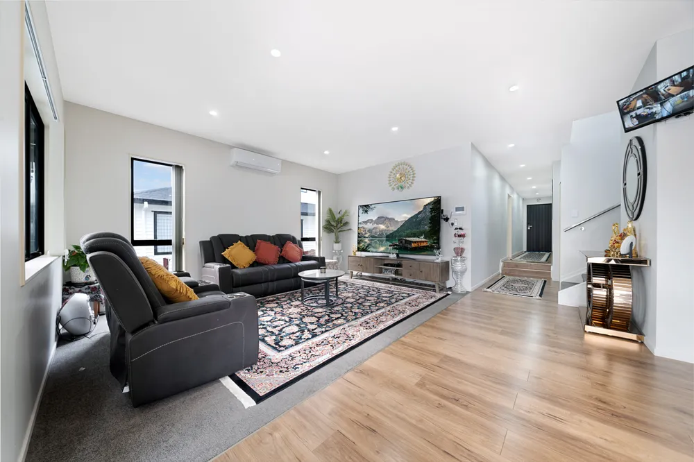 Photos of 34 McWhirters Farm Lane