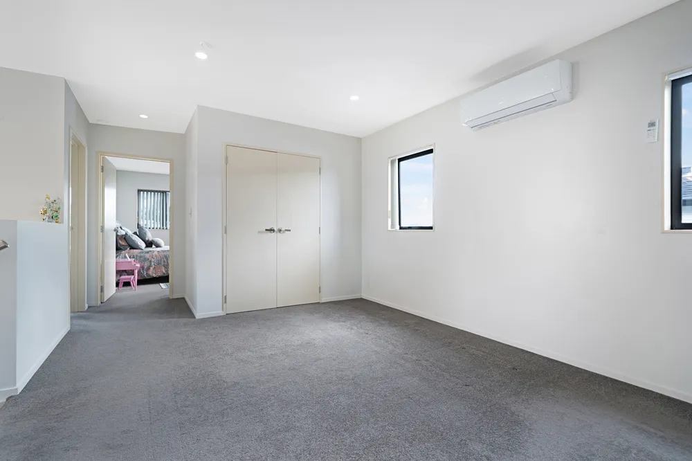 Photos of 34 McWhirters Farm Lane