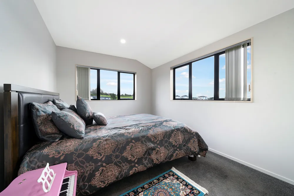Photos of 34 McWhirters Farm Lane