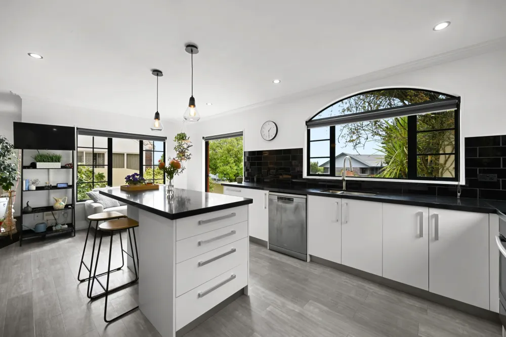 Photos of 19 Western Heights Drive